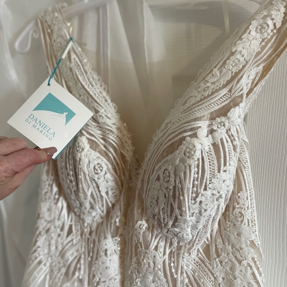 Brand New Wedding Gown Daniela Di Marino - Picture 8 of 11